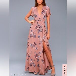 Beautiful maxi dress with slit, well tailored. Only wore once.